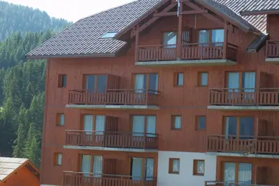 Image de L'appart de Puy St Vincent, 3 chambres, piscine, sauna. 6/8 pers. Pied pistes