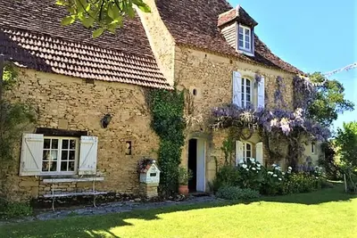 Image de Maison De Charme & Piscine Privee Noyee Dans Un Ecrin De Verdure