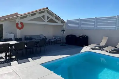 Image de Villa 10-12 Personnes  Climatisee Piscine Chauffee Terrasses