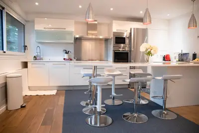 Image de Duplex Luxueux en centre ville et bord de mer