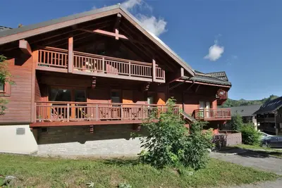 Image de Appartement 3*** chaleureux Ă 100 M des pistes avec un grand balcon au soleil.