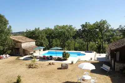 Image de Gîte privatif  dans bel ensemble templier, en Périgord