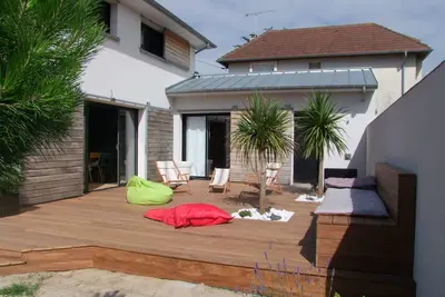 Image de Villa d'architecte récente, très bien située