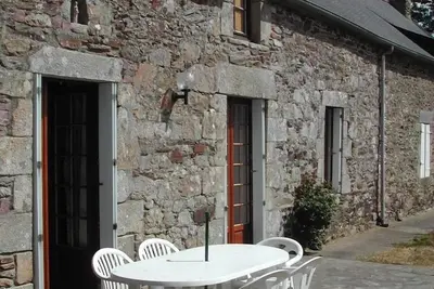 Image de Location Maison Typique Longère Calme \/ terrain clos 4 Personnes