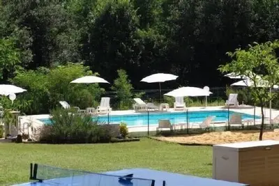 Image de 6 Gites De Caracteres 55M² + Piscine -- Pres Sarlat -- Perigord Noir