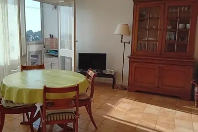 Image de Bel appartement au calme, vue mer, Ă 100m de la plage, Ă 10 min de Saint Malo.
