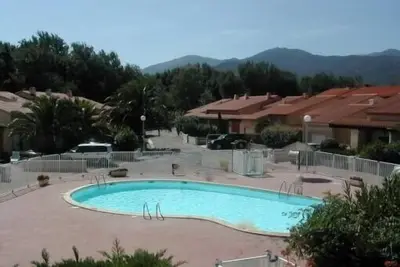Image de Belle maison de vacances climatisée dans résidence avec piscine