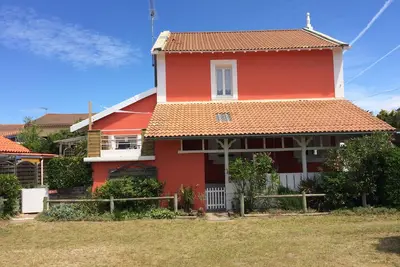 Image de BAĂŹNE, 150m de la plage et forĂŞt. Wifi ( 5 personnes)