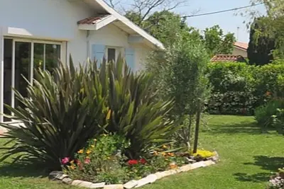Image de Villa de charme Bassin d'Arcachon 4 Ch, 4 * ` La Maison Bleue ''