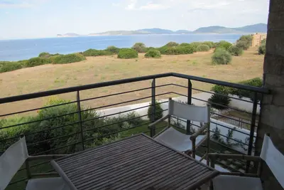 Vue sur la baie d'Alghero et le parc régional de Porto Conte.