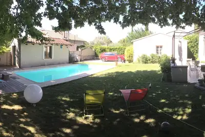 Image de Charmante maison provençale avec piscine proche d'Avignon.