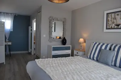 Image de Grand F2\/Parking\/Pte résidence privée \/Mer à 300 Mètres-Plages Du Debarquement-