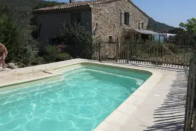Image de Maison de caractère avec piscine- jardin privés à  Albas pour 1 à 10 personnes