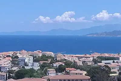 Image de Bel appartement cosy avec vue exceptionnelle sur le Cap Corse