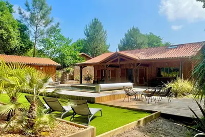 Image de Superbe Villa haut Standing, Golf, Lac, Piscine CHAUFÉE, tout confort