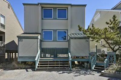 Image de Oceanfront 4br / 3ba - Maison unifamiliale