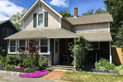 Image de Emplacement pratique en ville (Oak Bluffs)