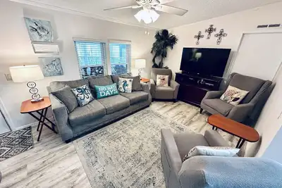 Image de Laguna Beach Refuge! 2bed / 2bath calme plage notée!
