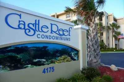 Image de Castle Reef 2/2 Ocean Front / No Drive Beach Condominium - Nouveau WiFi dédié