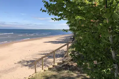 Image de Beachcomber's Cottage: La retraite de vacances idéale en bord de mer sur le lac Supérieur