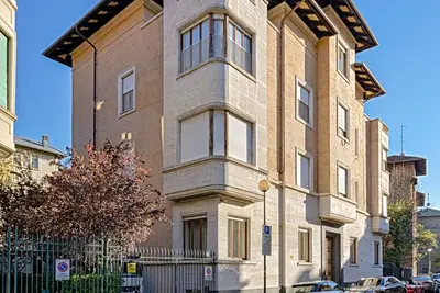 Image de Politecnico et centre de Turin avec parking privé - quartier résidentiel