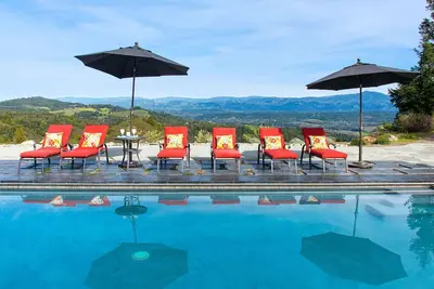 Top Of The Vues Creek mondial sec avec bain à remous et New Pool et Bocce Ball Court!