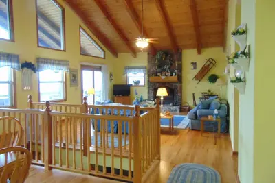 Image de Masters View - 3br, 2 Ba Vue IMPRIMÉE Sur Les Montagnes FUMÉES Du Hot Tub
