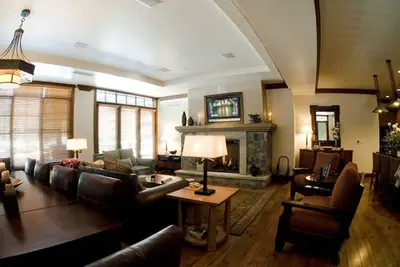 Image de Beautiful 4 Bdrm, 4. 5 Bath Condo, village à Northstar - Great Bear 207