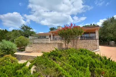 Image de Belle maison rénovée avec vue sur le lac