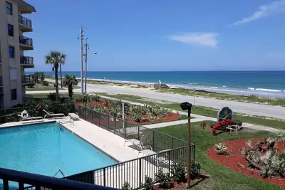 Image de Condo calme en bord de mer, 2 chambres / 2 salles de bain, Ă quelques pas de la plage