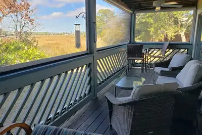 Image de St Simons Island vacances Marshfront Condo w \/ Great View, piscine, étang. Près de la plage