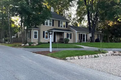 Image de Ferme de charme avec piscine privée dans une rue calme et isolée, passe de plage