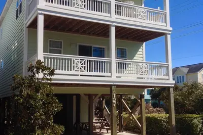 Image de ** Le Perfect Beach Home Away From Home **