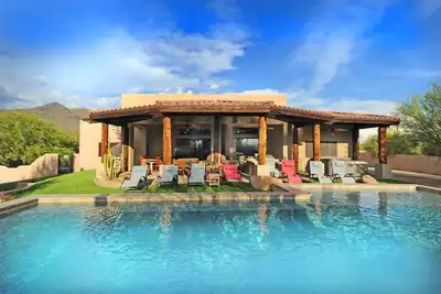 Image de Scottsdale Estate - Vacation Pour 21-25 Personnes - Piscine Et Spas CHAUFFÉS