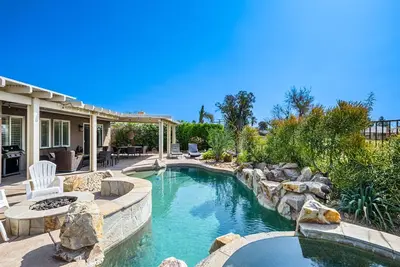Image de Walk To Coachella \/ Close To Horse & Dog Show magnifique hautement amélioré Pool Home