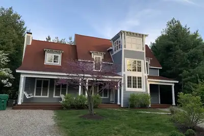 Image de 3 chambres, maison de 10 personnes avec une piscine à pied du lac Michigan! !