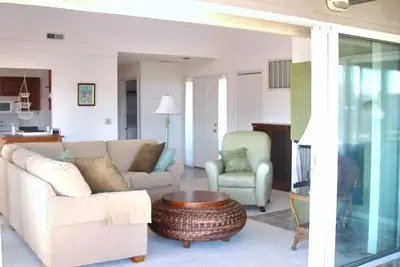 Image de Magnifique condo spacieux aux plantations