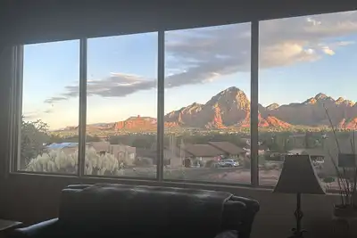 Image de Magnifique maison à Sedona avec vue sur Red Rock - Été 20% de rabais!