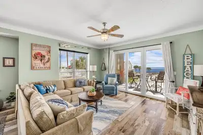 Image de Magnifique 3/3 condo! Consultez les tarifs spéciaux en avril / mai 2018!