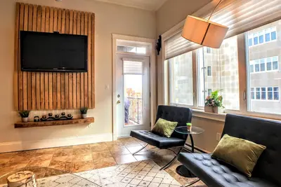 Image de Le centre-ville de luxe vit au coeur de Charlottetown. Viens jouer sur notre île! ! !