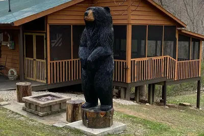 Image de Supplémentaire de Nice Cabine 2 Entièrement Furn. Chambres + Hot Tub ~ Wi-Fi ~ Bogo The Bear; WWoods, Llc