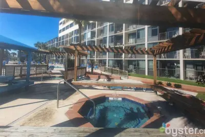 Image de Oceanfront Condo 2br, 2 Bath, 2 Oceanview Balconies. Plage, océan et 2 piscines!