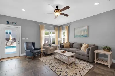 Image de Sunset Grace | 7bd / 6ba | Piscine chauffée privée | 1. 5 Block to Beach | Tout neuf
