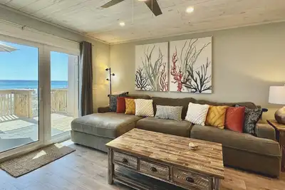 Image de Gulf Front Townhouse 2br / Ba, Animaux acceptés-petit chien, WiFi, 4 unités disponibles.