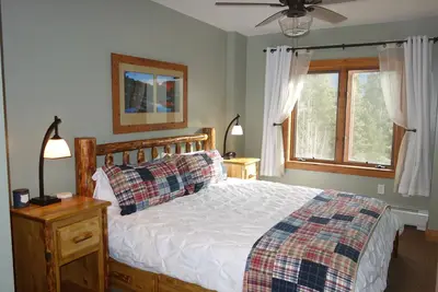 Image de Mountain Chic Condo - Étapes menant à la télécabine Keystone et au village River Run (Bca-74757)