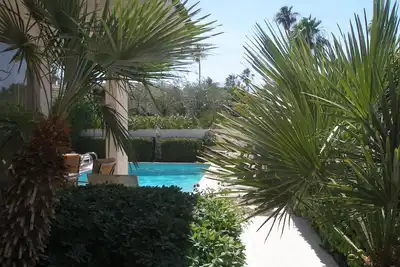 Image de Tandika- un fabuleux piscine privée Accueil avec une vue