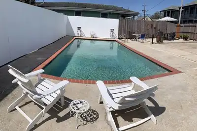 Image de Huge 2nd Floor Furnished Apt in Historic Bywater House\n30 day rentals only