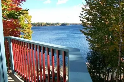 Image de Propriété riveraine exceptionnelle de Frye Island