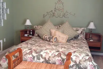 Image de Magnifiquement Nommé 3br / 2ba Unité de coin au troisième étage! Oceanwalk Condo