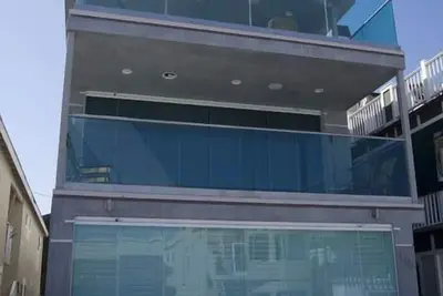 Image de Nouveau duplex de trois étages avec vue sur l'océan - Unité supérieure - 2 lits / 3 salles de bain